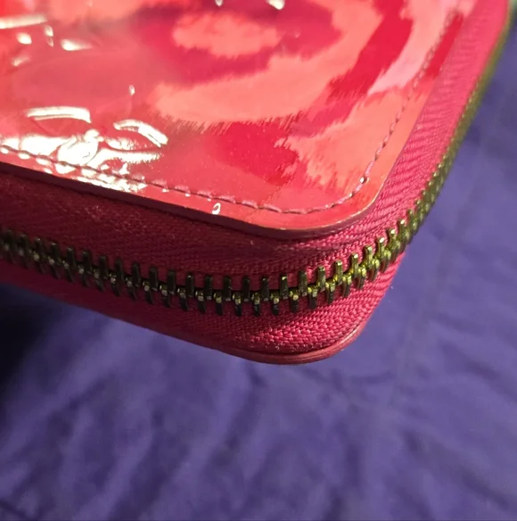 Louis Vuitton IKat Monogram Limited Edition Vernis Long Wallet - Picture 4 of 16